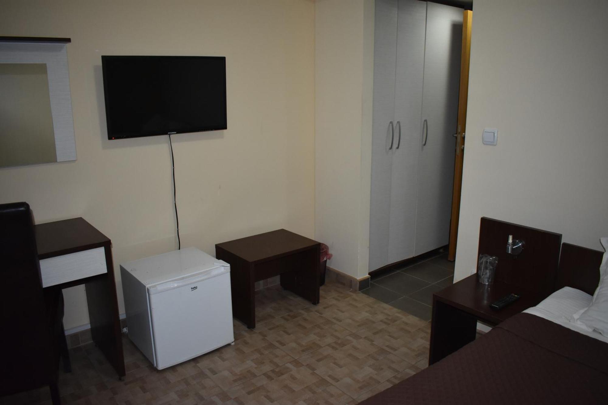 Garni Hotel Lion Jagodina Dış mekan fotoğraf