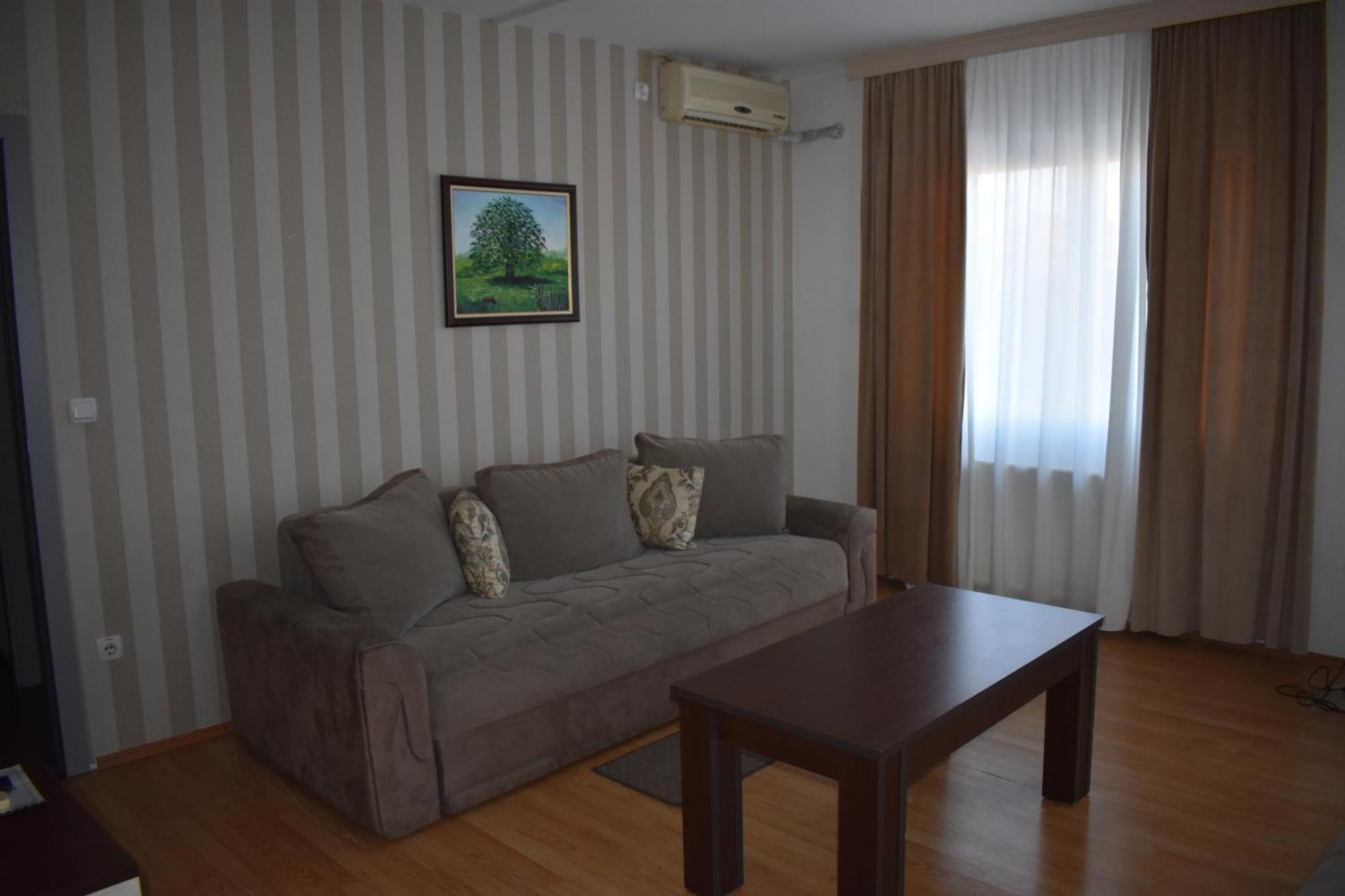 Garni Hotel Lion Jagodina Dış mekan fotoğraf