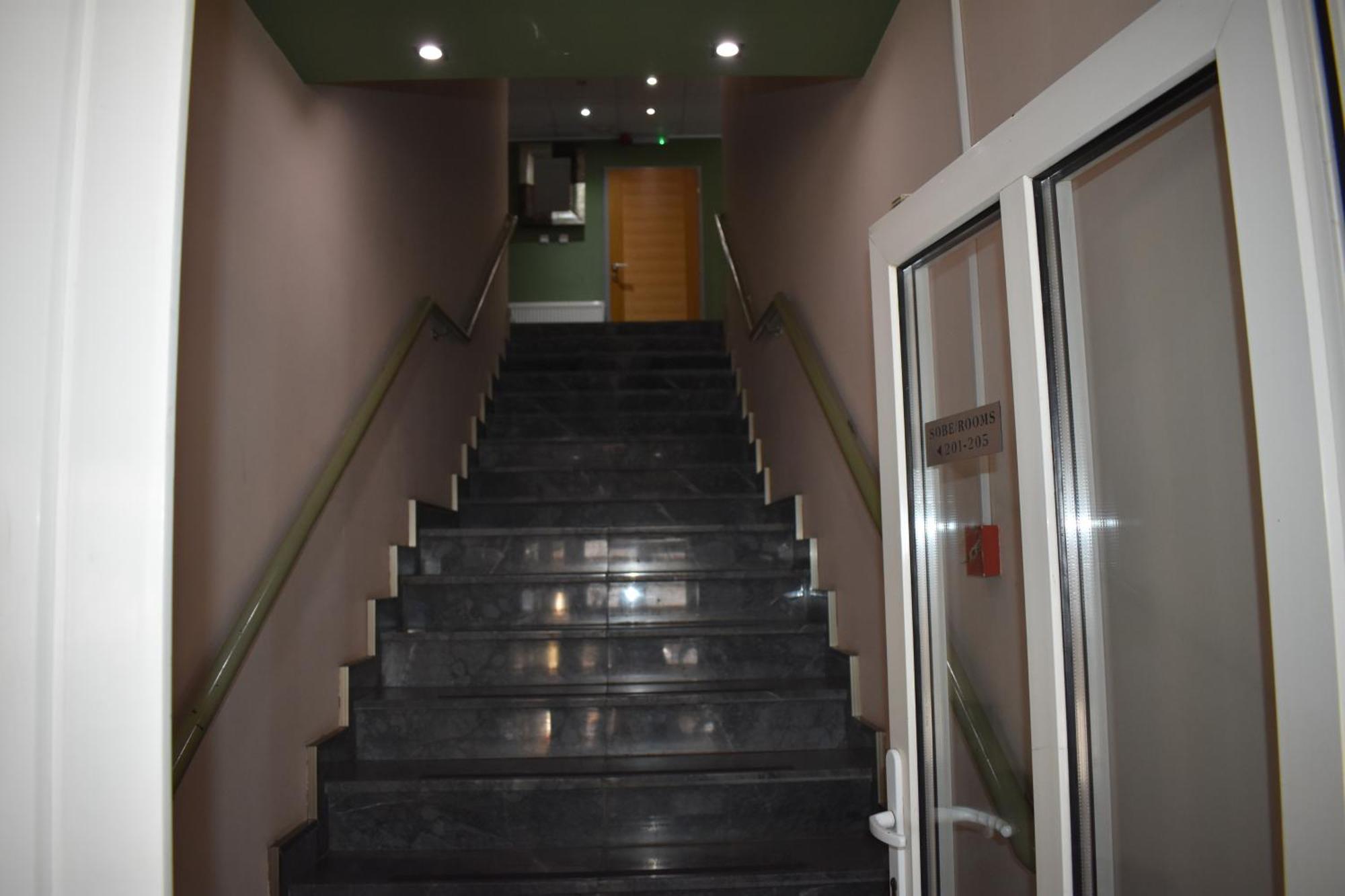 Garni Hotel Lion Jagodina Dış mekan fotoğraf