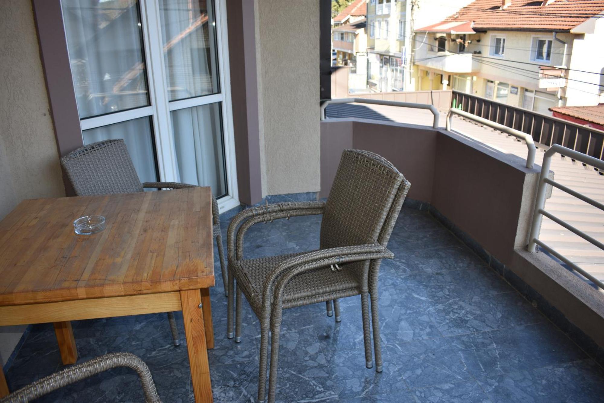 Garni Hotel Lion Jagodina Dış mekan fotoğraf