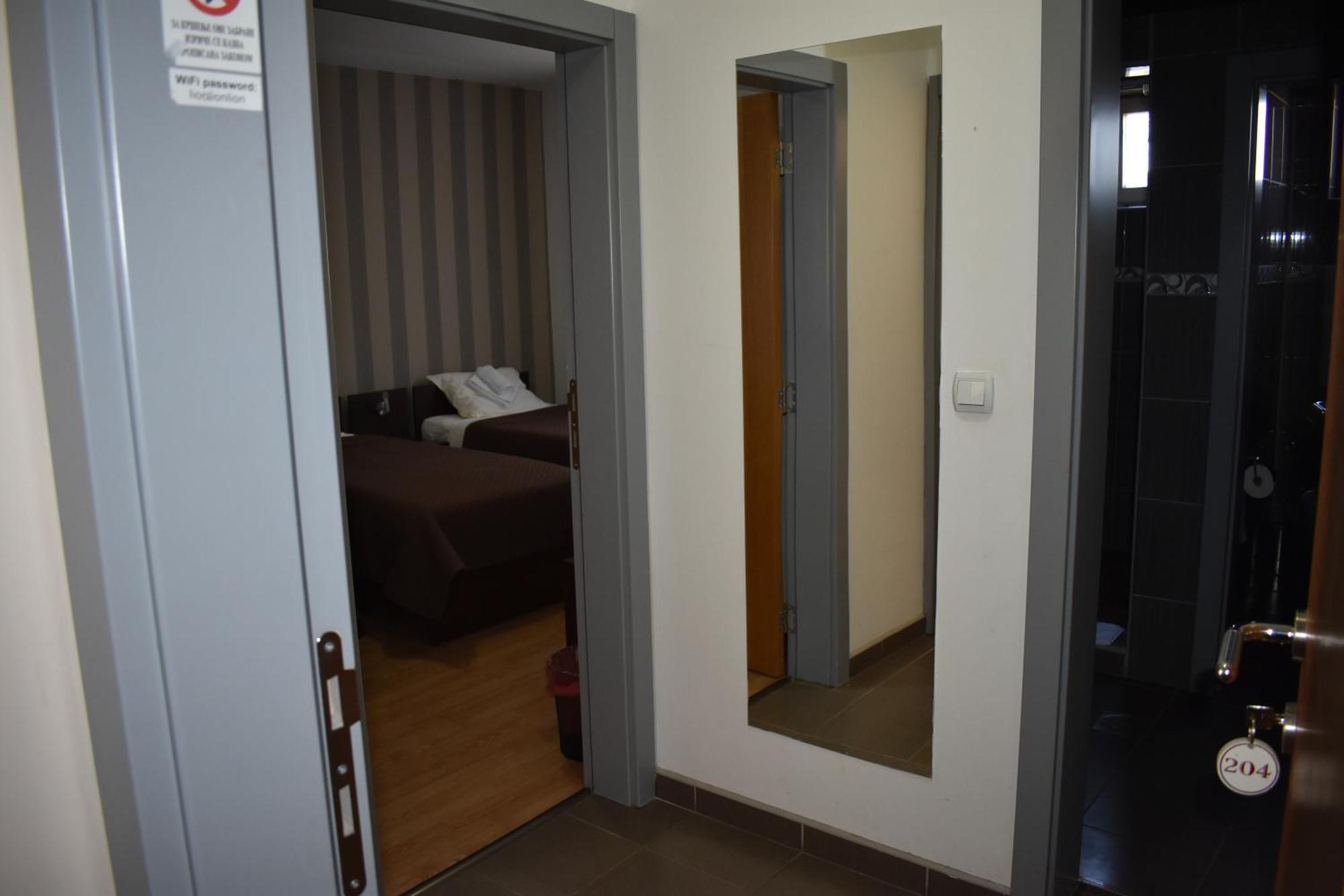 Garni Hotel Lion Jagodina Dış mekan fotoğraf