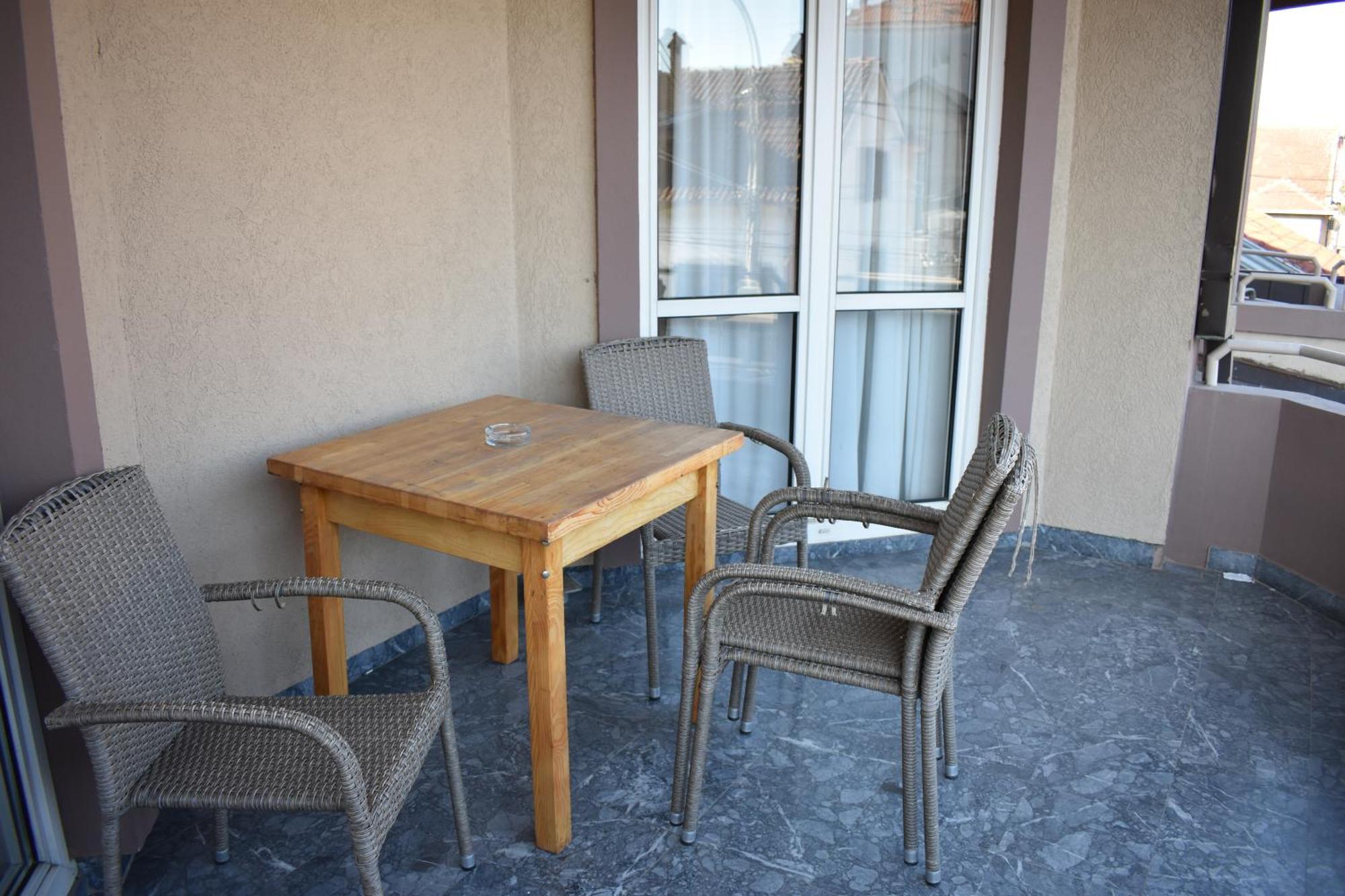 Garni Hotel Lion Jagodina Dış mekan fotoğraf