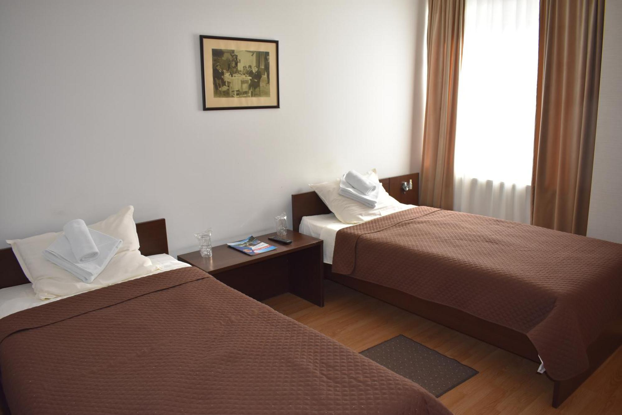 Garni Hotel Lion Jagodina Dış mekan fotoğraf
