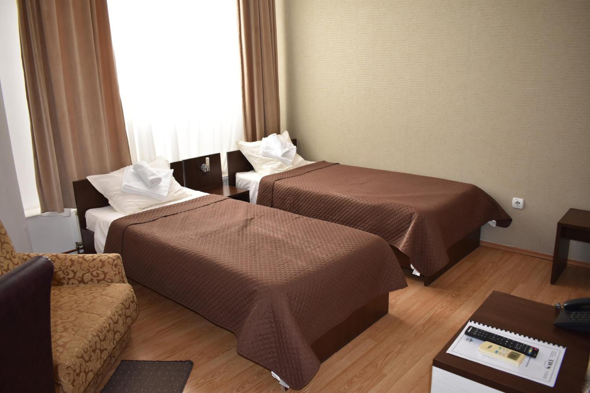 Garni Hotel Lion Jagodina Dış mekan fotoğraf