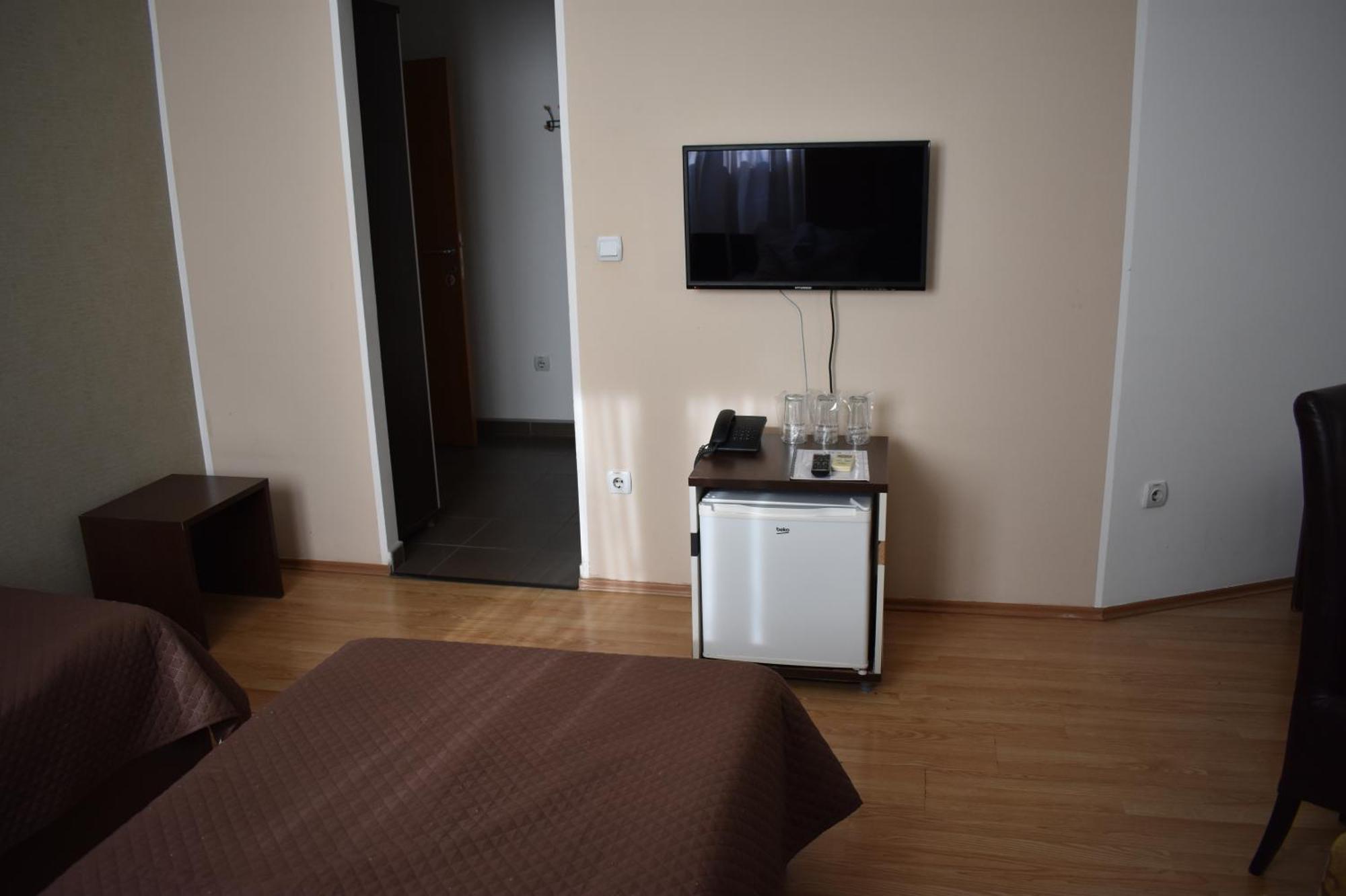 Garni Hotel Lion Jagodina Dış mekan fotoğraf